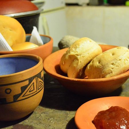 La Rosa Hostel Tilcara Ngoại thất bức ảnh