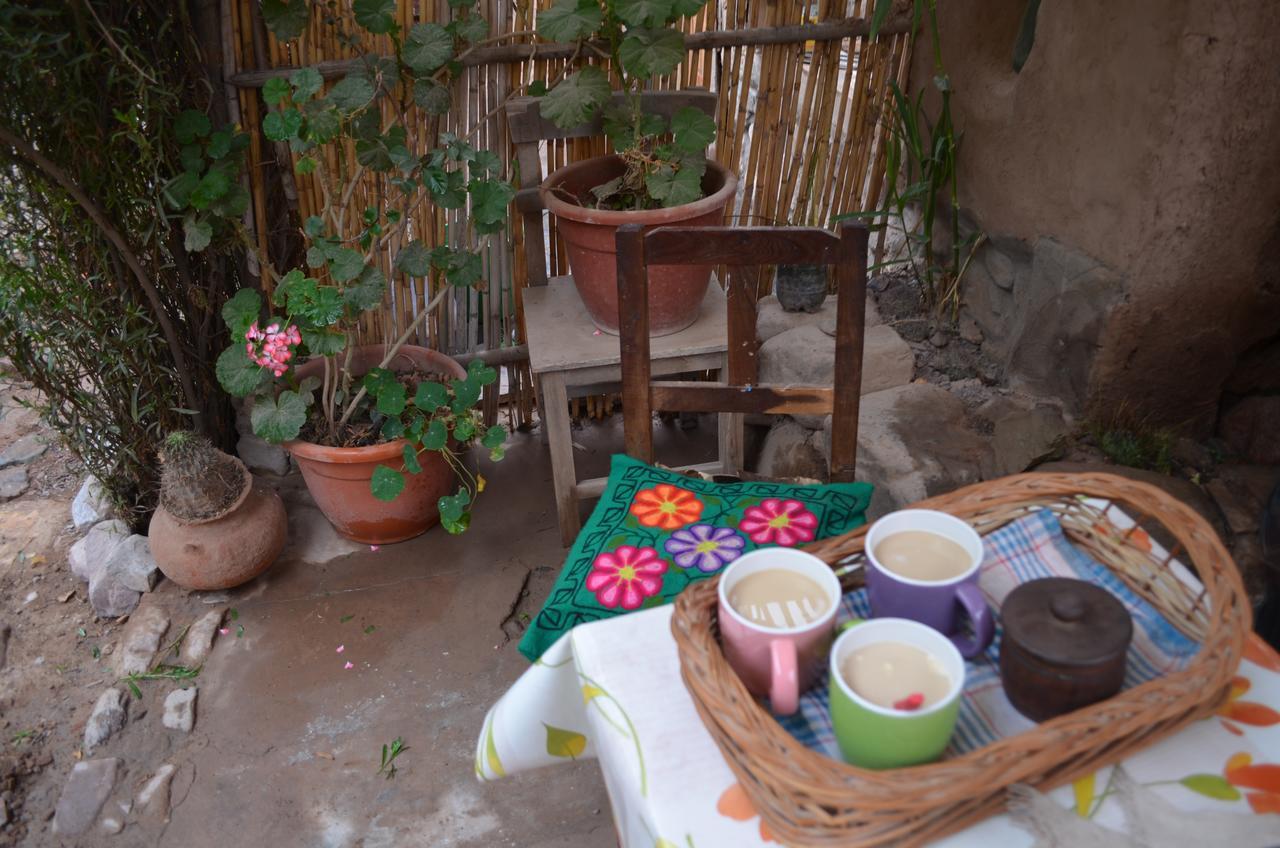 La Rosa Hostel Tilcara Ngoại thất bức ảnh
